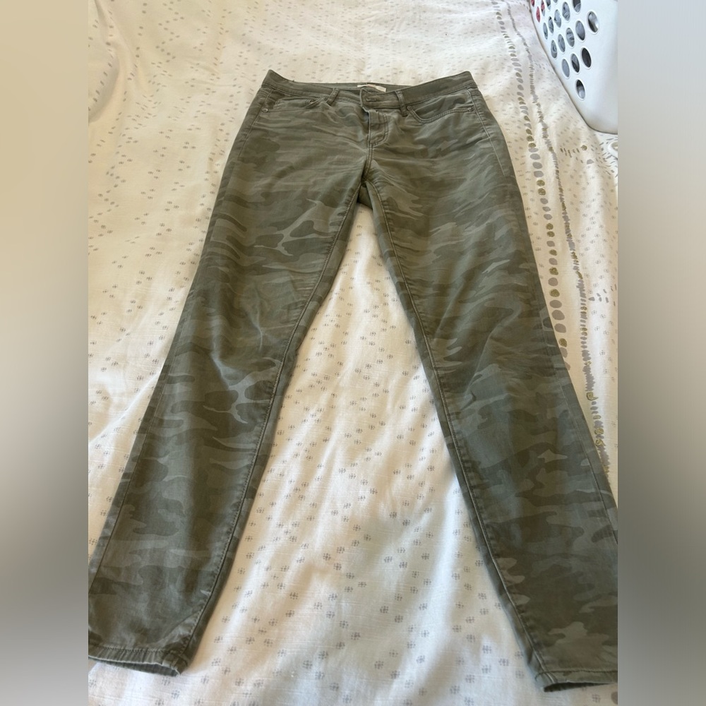 Ann Taylor Loft Camo Jeans
